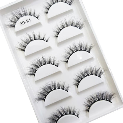 Set of five natural 3D mink false eyelashes from Blushimmer, featuring volumizing, lightweight makeup lashes for a dramatic eye look.