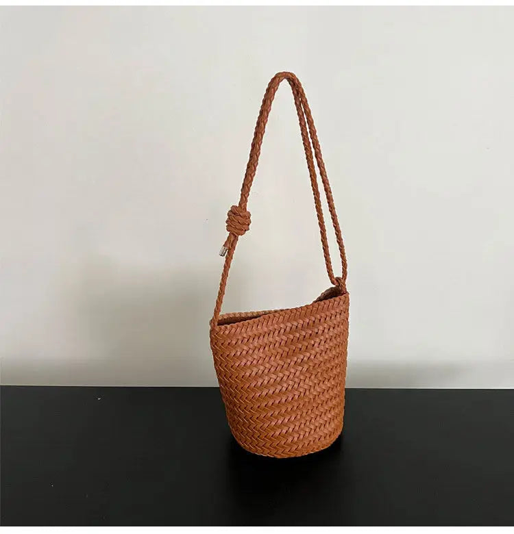 Herringbone hand-woven bucket bag for women, large capacity, high-end versatile handbag, shoulder bag, underarm crossbody bag.