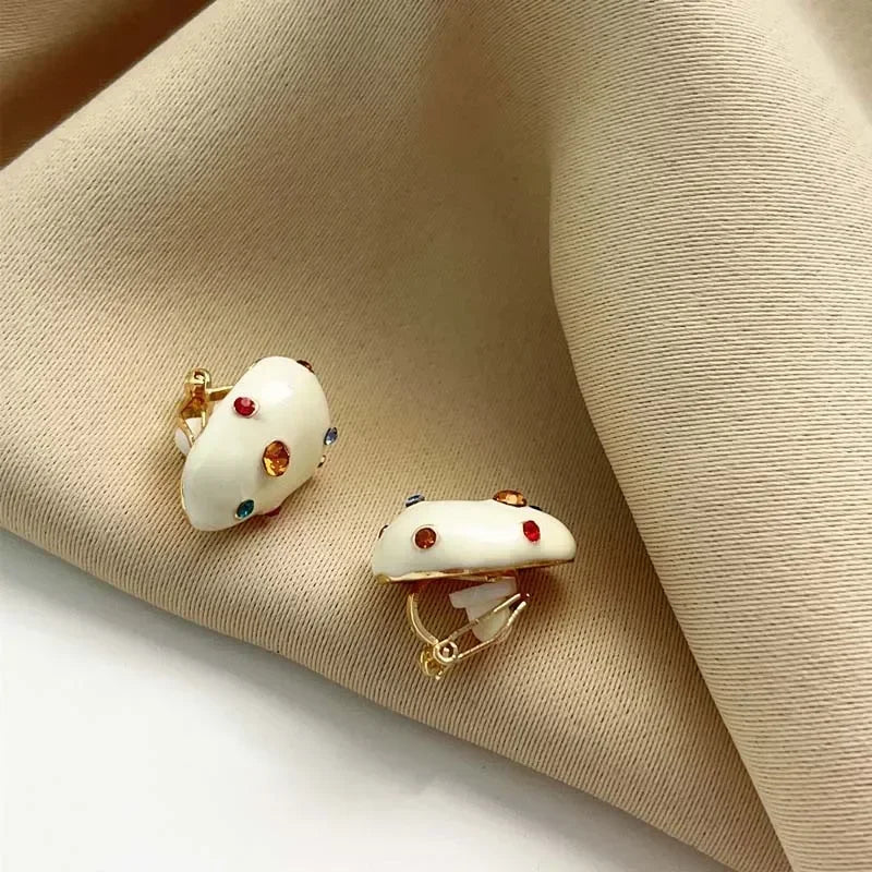 Fashion Cute Colorful Zircon Earrings for Women Exquisite White Oil Dripping Irregular Stud Earrings Party Jewelry Brincos Gift