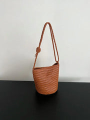 Herringbone hand-woven bucket bag for women, large capacity, high-end versatile handbag, shoulder bag, underarm crossbody bag.