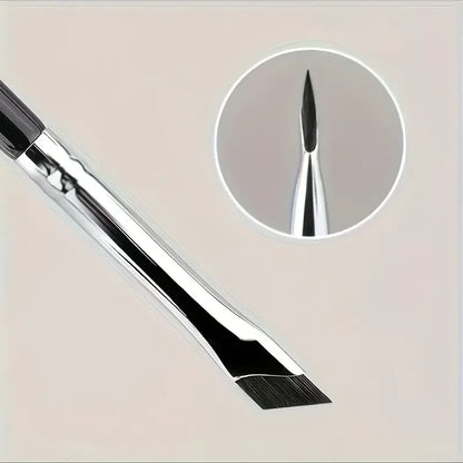 Blushimmer Karsyngirl upgrade eyeliner brush with ultra-thin flat angle design for precise eyebrow and under-eye detailing.
