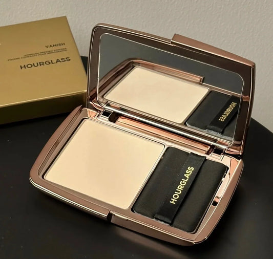 Blushimmer Hourglass Vanish Airbrush Press Powder in Light Mist, translucent setting powder for oil control and lightweight makeup finish.