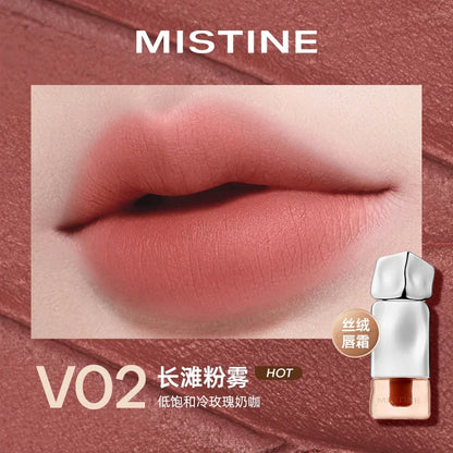 Blushimmer Mistine nude long-lasting lipstick in 2.9g creamy lip gloss with mirror gloss finish and matte lip jelly texture.