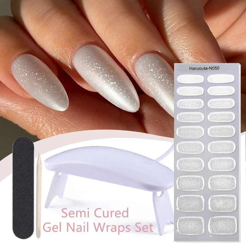 Blushimmer Harunouta 4-piece gradient jelly semi-cured gel nail strip set with nude pink waterproof nail stickers and nail lamp.