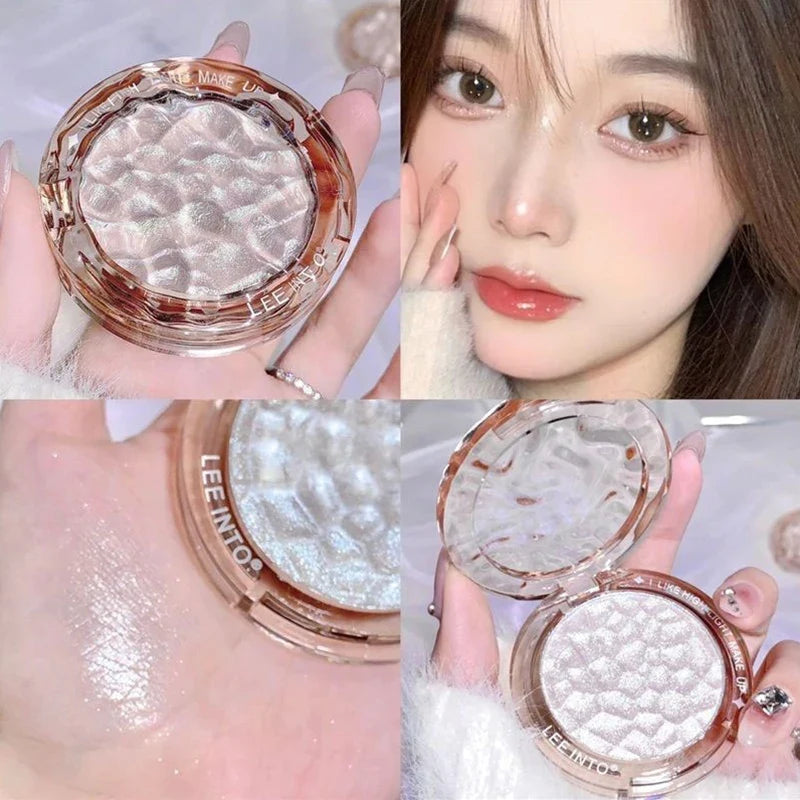 Blushimmer Crystal Bright Light high gloss powder with pearl finish, brightening makeup for young girls, featuring a fine, luminous blush.