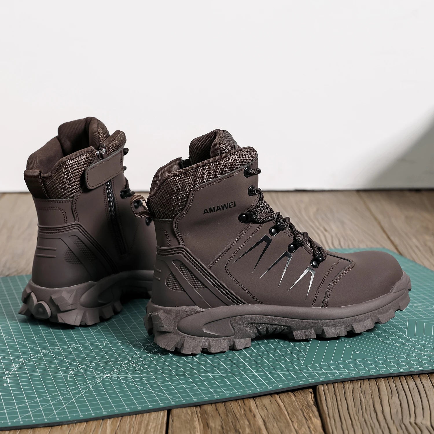 Steel Toe Safety Shoes Men's High Quality Industrial Work Boots Man Work Protection for the Feet Work Wear Free Shipping