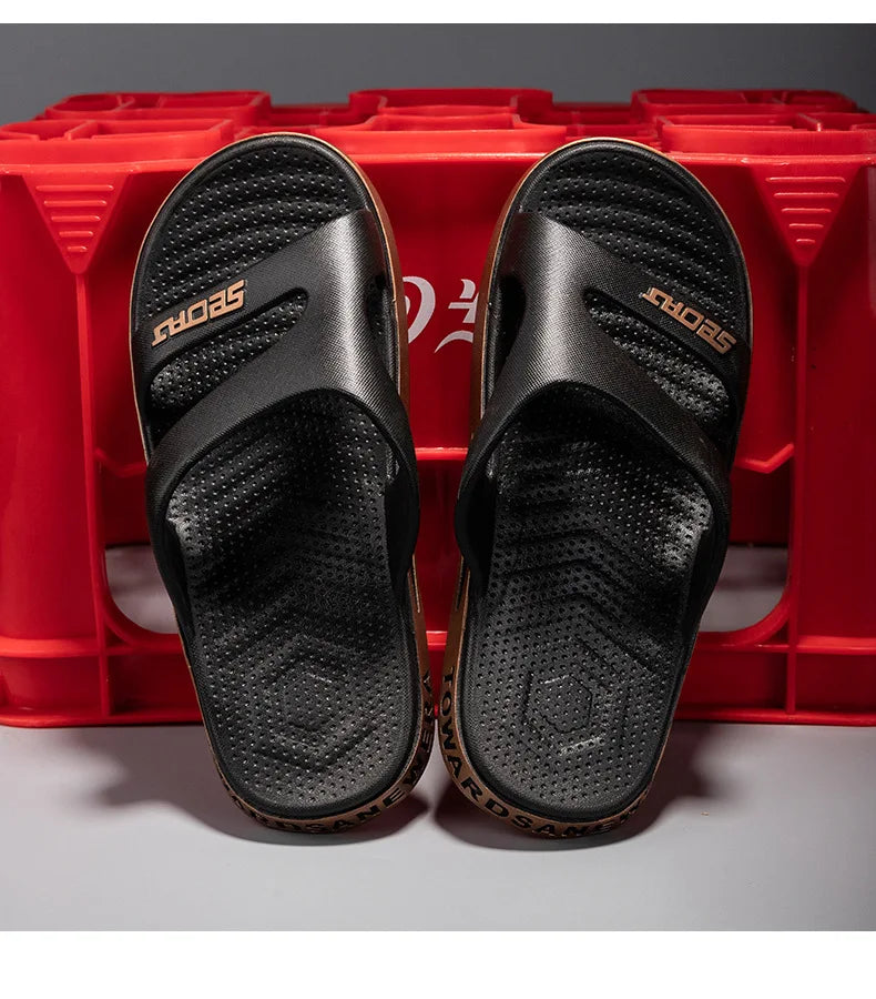 Men Slip On Sandals Non Slip Sole Soft Insole Pool Beach Slippers Fashion Casual Outdoor Slides Wholesale