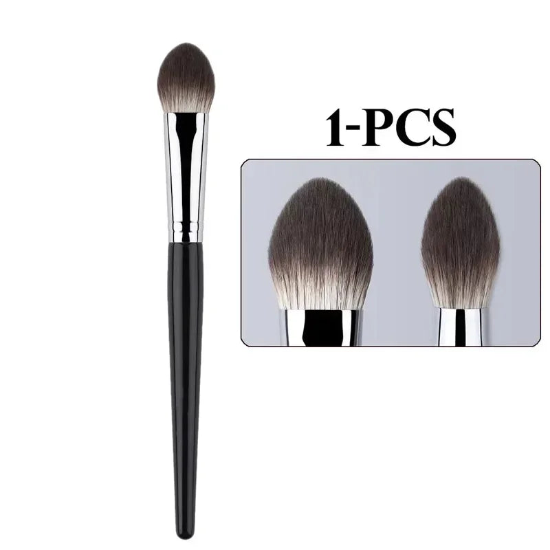 1/2Pcs Peach Heart Blusher Brush - Small Flat Precise for Powder/Cream/Liquid Blush, Makeup Tool