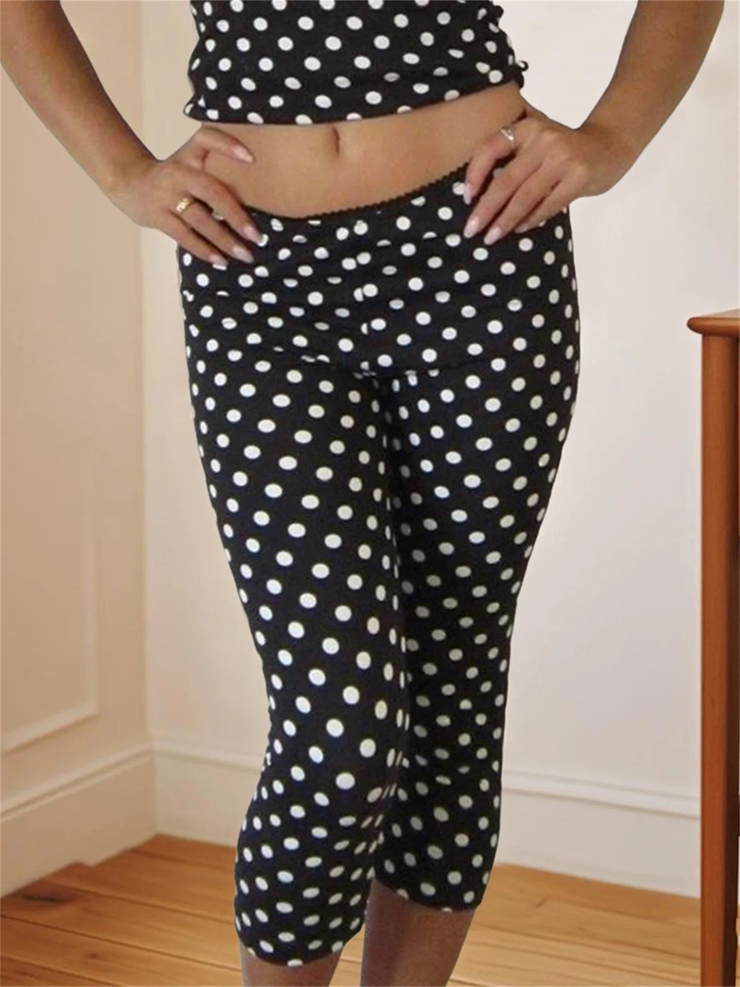 Floral Print High Waist Cropped Leggings with Ruffle Hem for Women Stretchy  Fit Capris Pants for Summer Style