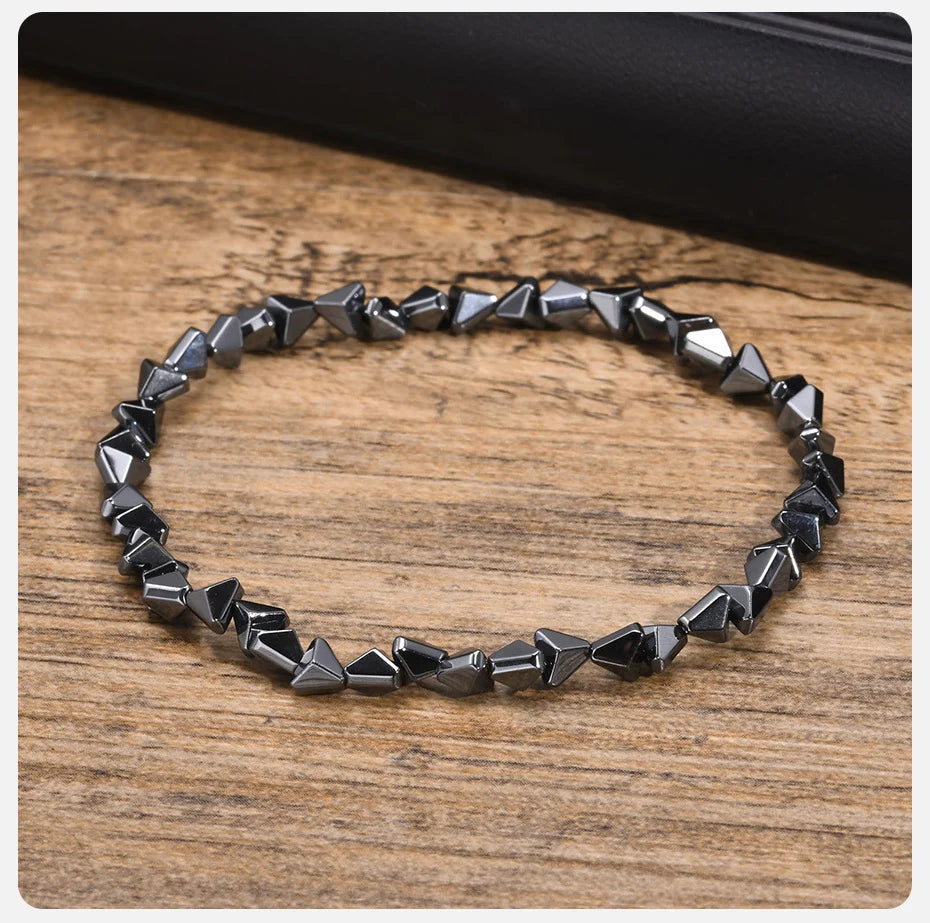 Vnox Stylish Black Triangle Beads Bracelets for Men Women, Stretch Unisex Gallstone Handmade Hematite Wristband Jewelry