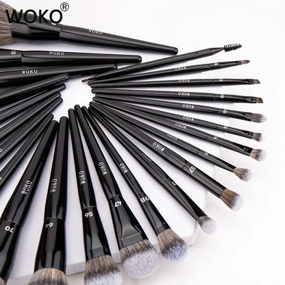 Blushimmer professional makeup brushes set including foundation, highlighter, contour, blush, concealer, eyeshadow, and lip brushes.