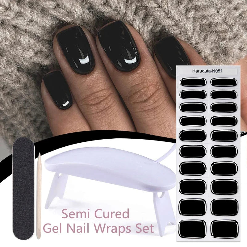 Blushimmer Harunouta 4-piece set of gradient jelly semi-cured gel nail strips with nude pink waterproof design and nail lamp.