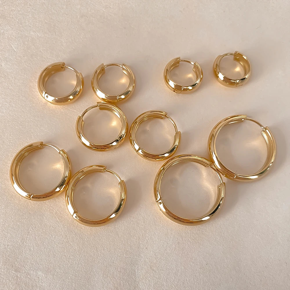 eManco Classic Round Stainless Steel Earrings For Women Men Geometric Circle Ear Buckle Fashion Huggie Daily Jewelry