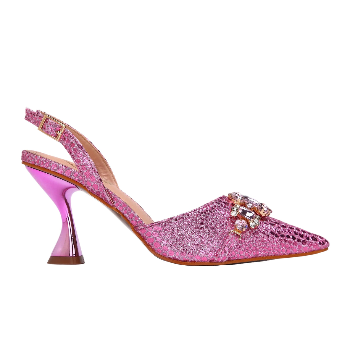 Elegant women's shoes and matching bag set with pointed toe from EdleessFashion, displayed together on a neutral background.
