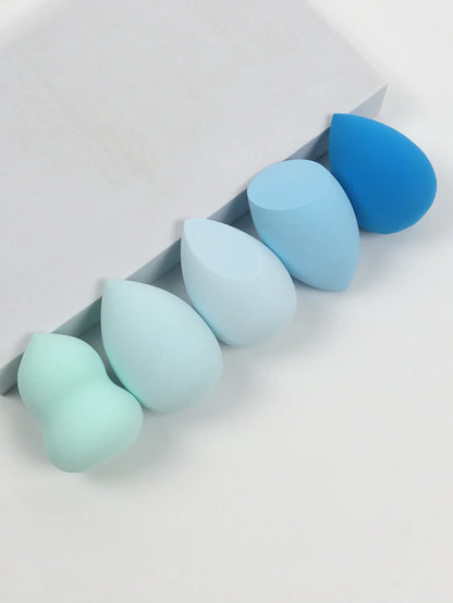 Set of five Blushimmer vegan velvet makeup sponges for liquid, cream, and powder makeup, ideal for travel and eco-friendly beauty routines.