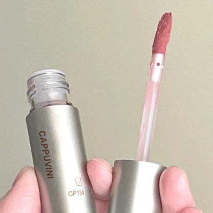 Blushimmer velvet matte mist lip gloss in a sleek tube, waterproof, smudge-proof liquid lipstick with a non-stick, fade-resistant finish.