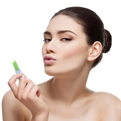 Blushimmer Aloe Vera moisturizing lipstick and lip balm set with color-changing, nourishing formula for dry lips in a sleek tube