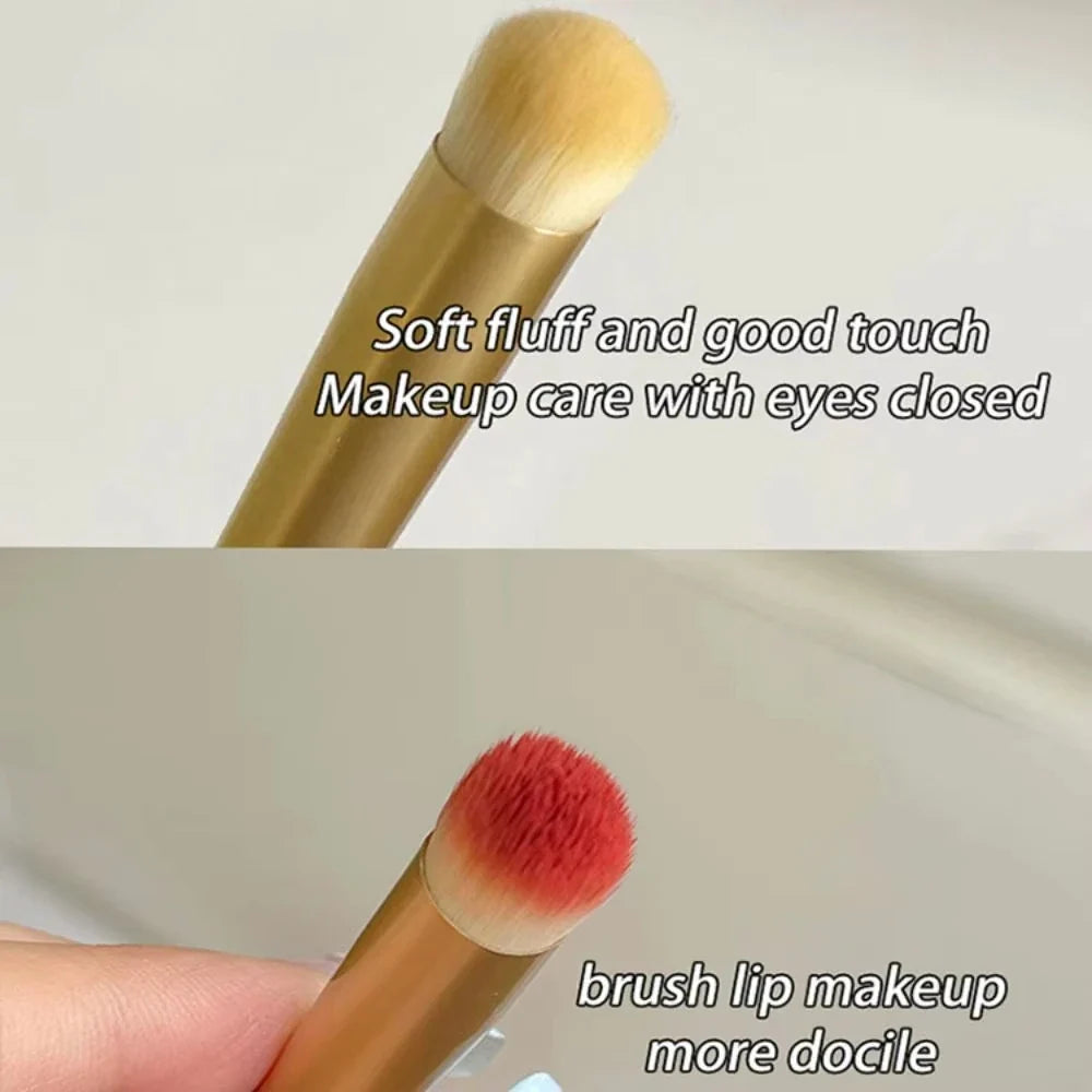Blushimmer GECOMO round head lipstick and concealer brush for precise lip makeup and color blending in a beauty tool image