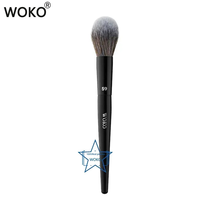 Blushimmer professional makeup brushes set with various brushes for foundation, highlighter, contour, blush, concealer, eyeshadow, and eyeliner.