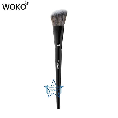 Blushimmer professional makeup brushes set with foundation, highlighter, contour, blush, concealer, eyeshadow, liner, eyebrow, and lip tools.