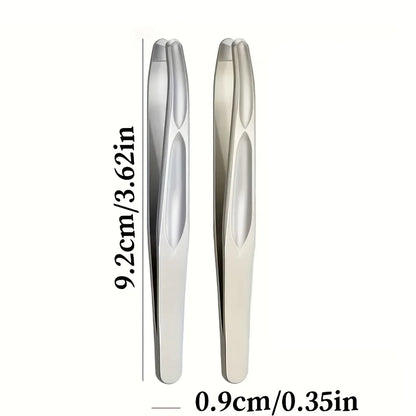 Blushimmer premium round head tweezers for eyebrow and facial hair removal, featuring seamless clips and short hair precision.