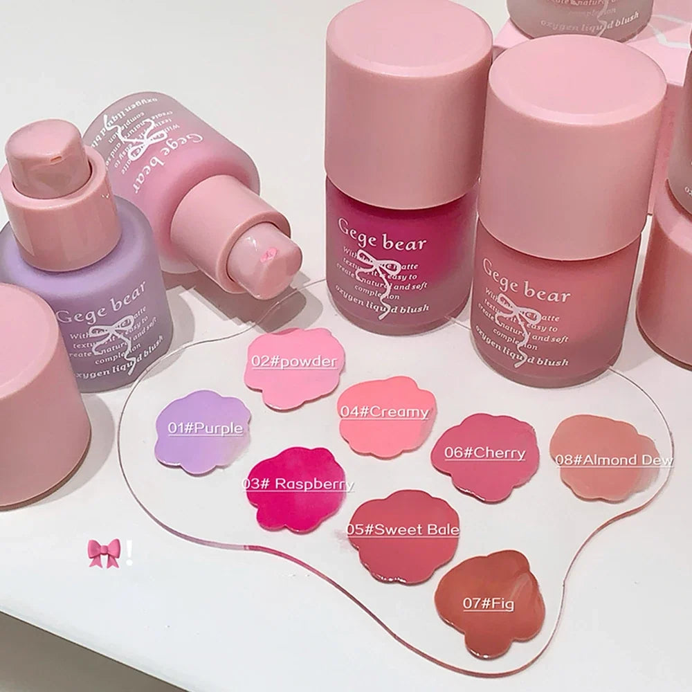 Blushimmer Gege Bear Light Blush liquid blush with moisturizing and brightening effects, featuring natural pink hue and mirror finish.
