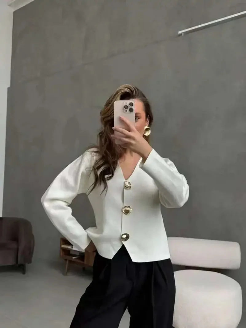 Fashion Simple Commuting Button V-neck Short Knitted Cardigan 2025 New Autumn and Winter Women's Solid Long-sleeved Sweater