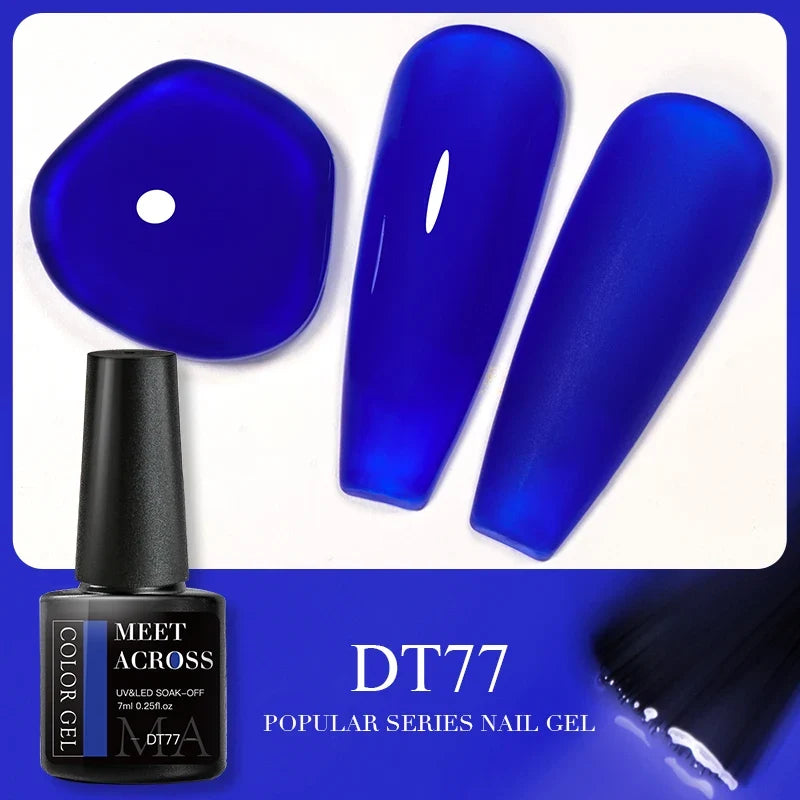 Blushimmer pink dried flower gel nail polish with natural flower accents, soak-off UV LED nail art gel for decorative nails.