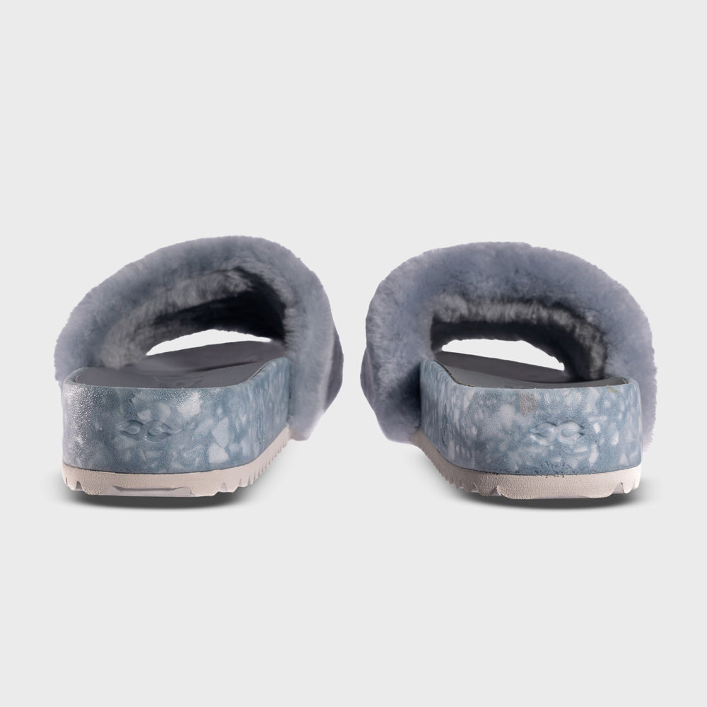 Fleks San Ysidro Slide in fog color, casual slip-on sandal with comfortable straps and cushioned sole for everyday wear.