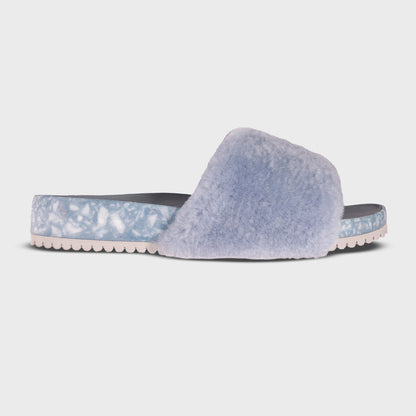 Fleks San Ysidro Slide in fog color, showcasing sleek modern design with smooth profile and stylish finish.