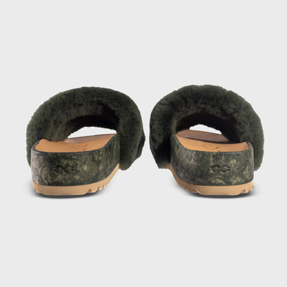 Fleks San Ysidro Slide in forest green, showcasing the rear view of the modern, stylish slide sandal.