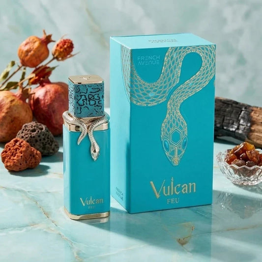 Blushimmer Arabes unisex perfume bottle with floral, musk, vanilla, and fresh notes in a 100ml elegant glass container