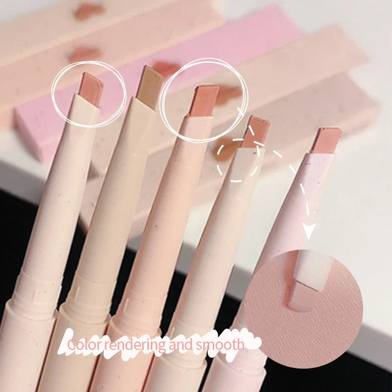 Blushimmer CAPPUVINI matte lip liner pencil for outlining lips, waterproof and long-lasting lip color in a sleek lipstick pen design.