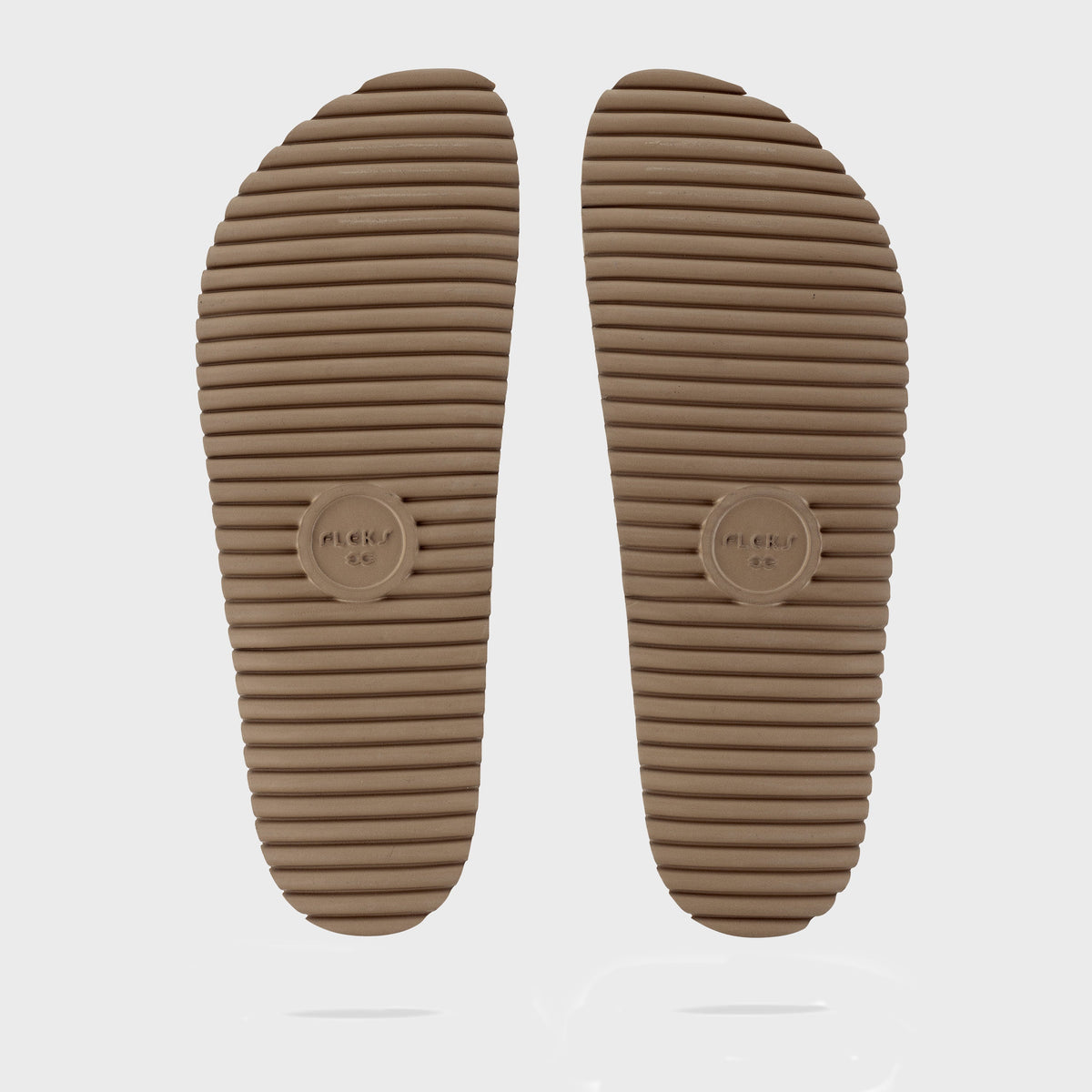 Fleks West Beach Flip Flop with oatmeal-colored sand-outsole and comfortable strap, ideal for casual beachwear.