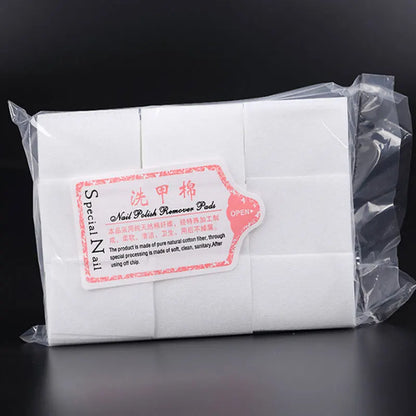 Blushimmer nail polish remover wipes and cleaning pads, non woven nail pads for women and girls, ideal for beauty salon use.