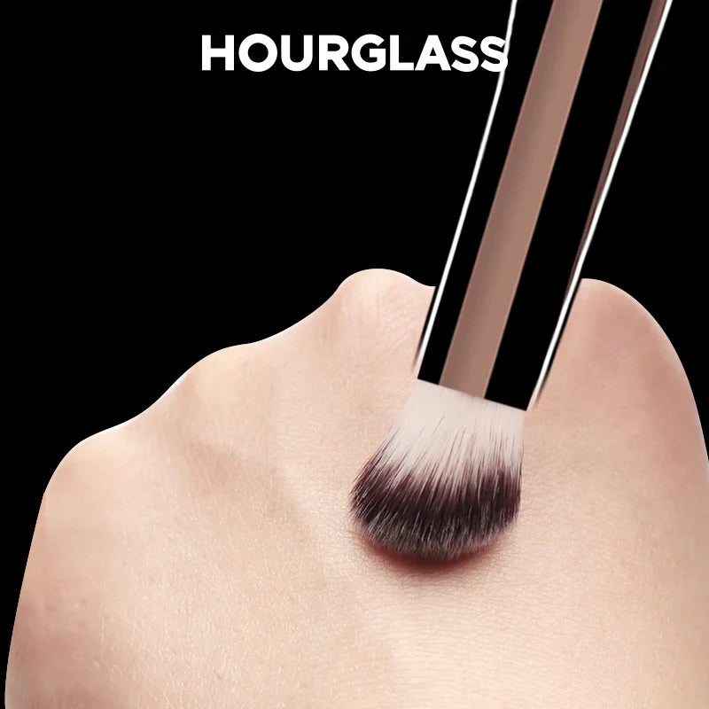Blushimmer No.19 Hourglass Makeup Brush with soft fiber hair, designed for seamless concealer application, single face brush.