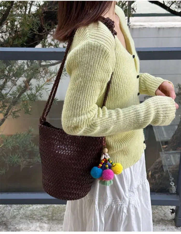 Herringbone hand-woven bucket bag for women, large capacity, high-end versatile handbag, shoulder bag, underarm crossbody bag.