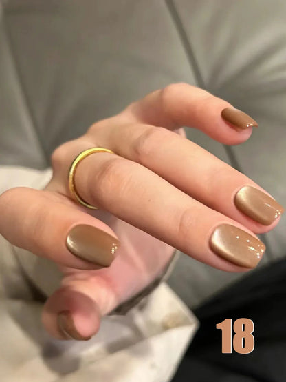 Blushimmer MIANEL 12ml Emperor Green cat eye gel nail polish with a whitening effect, suitable for salons and nail supplies.