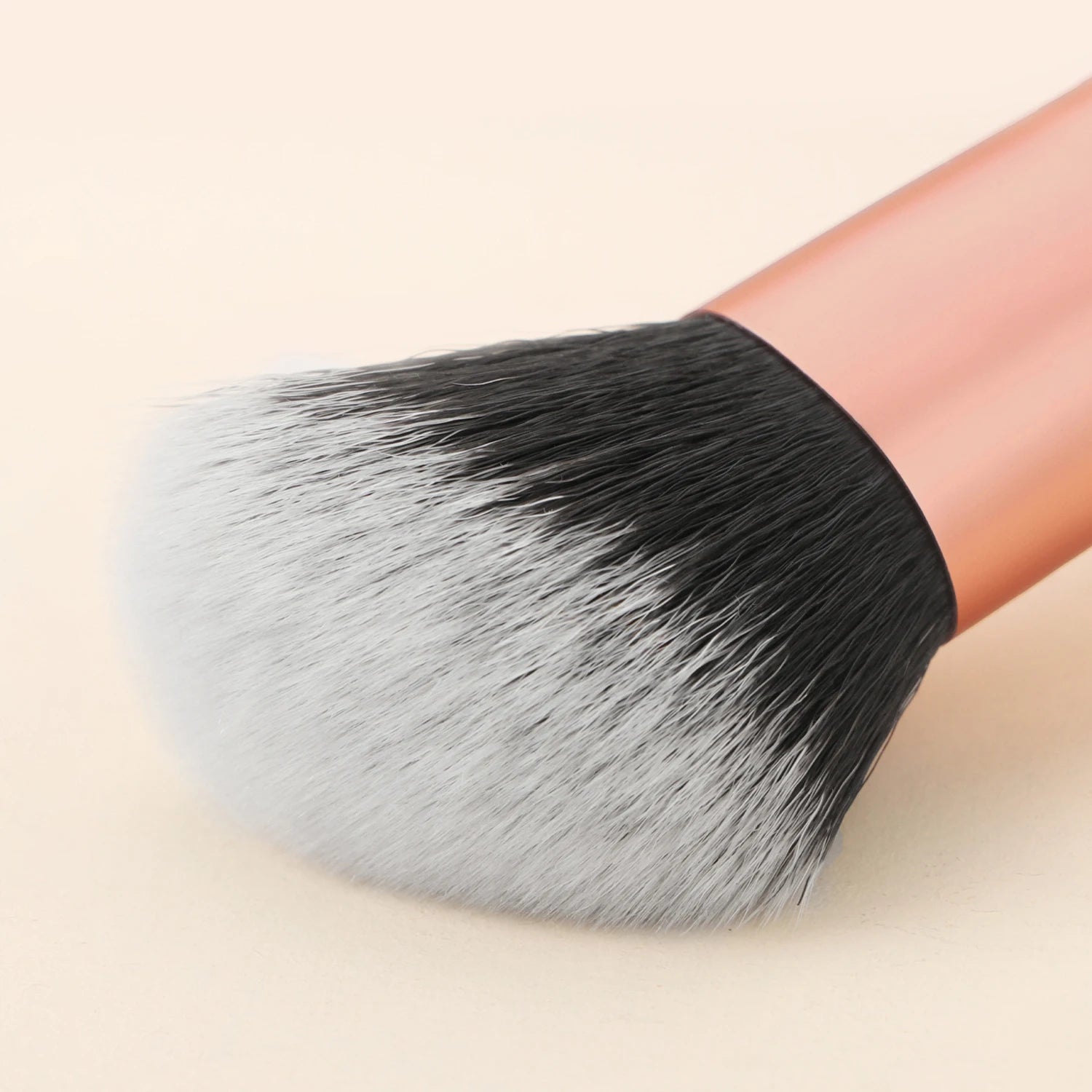 Single facial brightening, contouring and contouring brush beauty tool