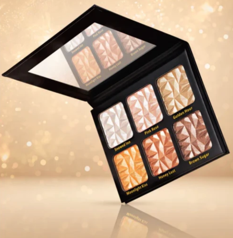 Natural Illuminating Highlighter Palette by Innersoul Beauty featuring shimmer shades in sleek packaging with mirror.