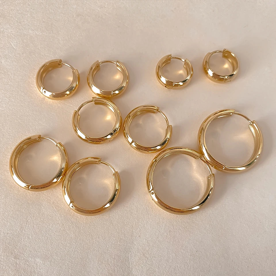 eManco Classic Round Stainless Steel Earrings For Women Men Geometric Circle Ear Buckle Fashion Huggie Daily Jewelry