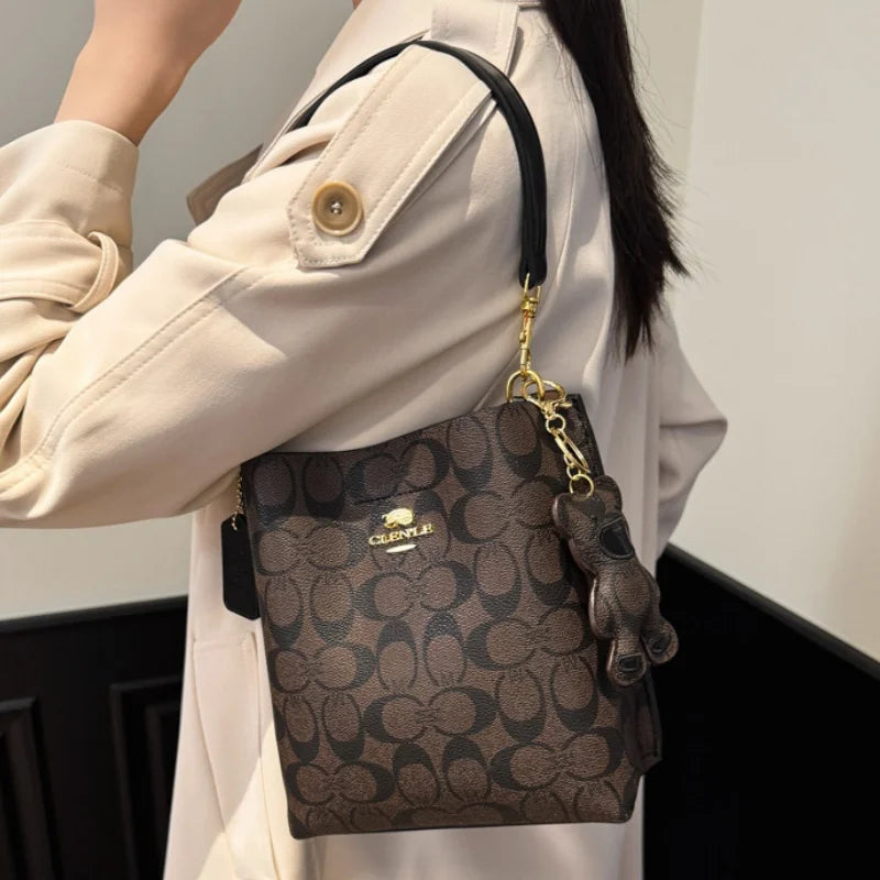 Fashionable style, elegant and luxurious handbag in the shape of a bucket, versatile and suitable for all occasions, single-shou