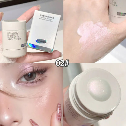 Blushimmer SHAQINUO Galaxy Star Diamond Highlighting Liquid with watery radiance and shimmering diamond accents.