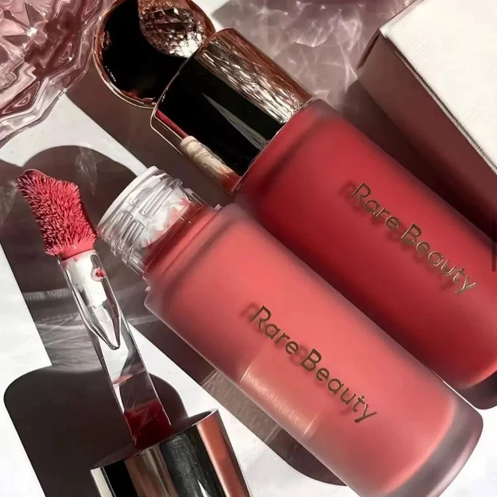 Blushimmer 11-color matte liquid powder blusher and lip cheek dual-use makeup in natural, moisturizing formula with low saturation.