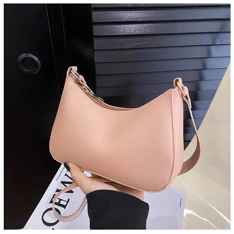 Fashionable and trendy solid-color handbag, simple and new small square bag, stylish and high-quality single-shoulder armpit bag