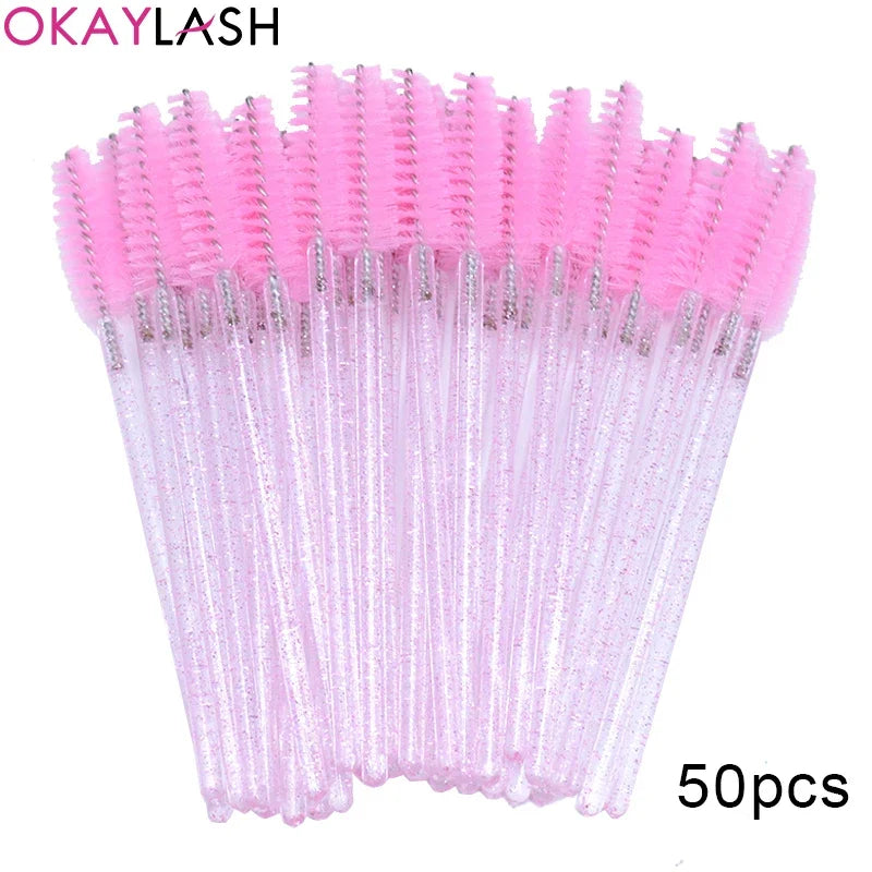 Set of 100 disposable eyelash extension brushes and spoolies by Blushimmer, micro lash mascara wands and combs for makeup application.