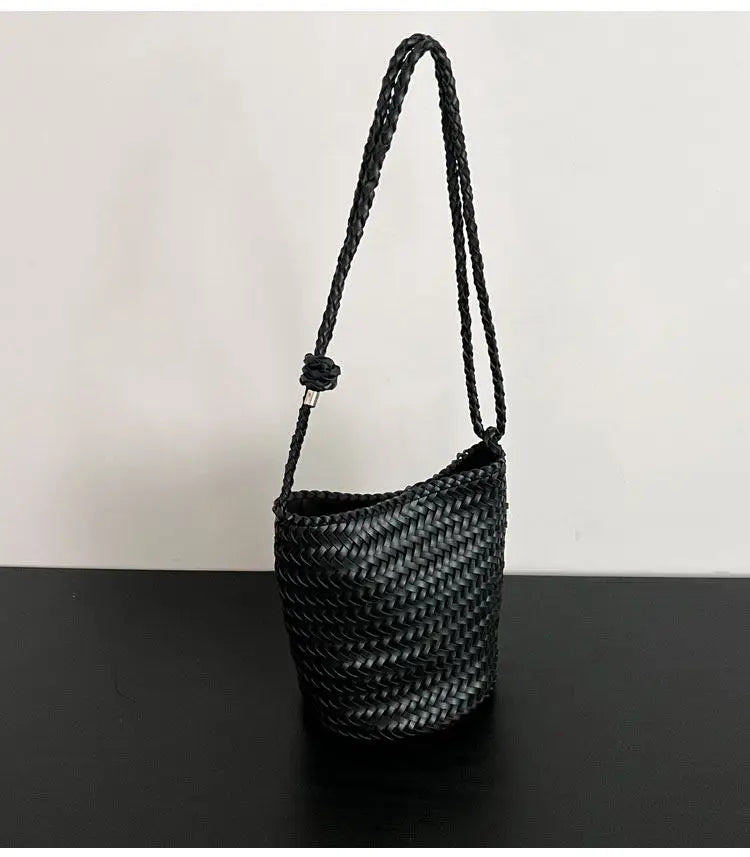 Herringbone hand-woven bucket bag for women, large capacity, high-end versatile handbag, shoulder bag, underarm crossbody bag.