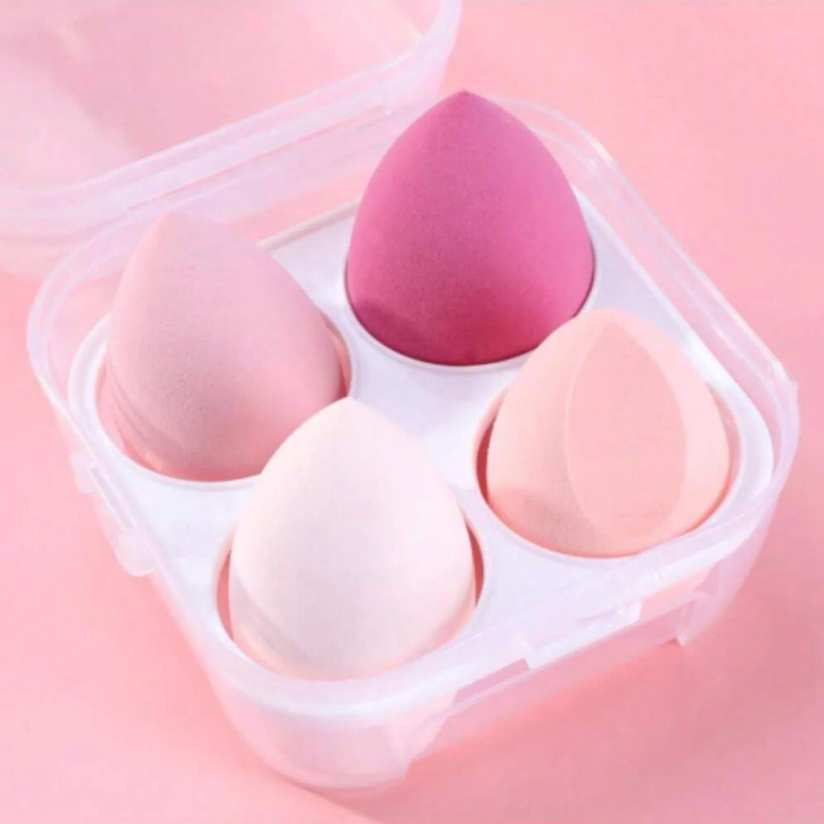 Blushimmer 4-pack makeup sponge puffs for blending foundation, powder, and liquid makeup, with a travel-friendly storage case.