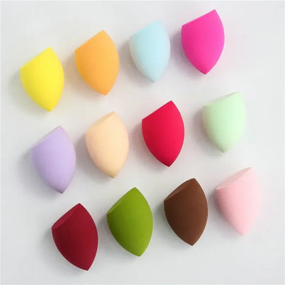 Set of soft Blushimmer makeup sponges and puffs in various sizes for flawless application, ideal for air cushion and cosmetic use.