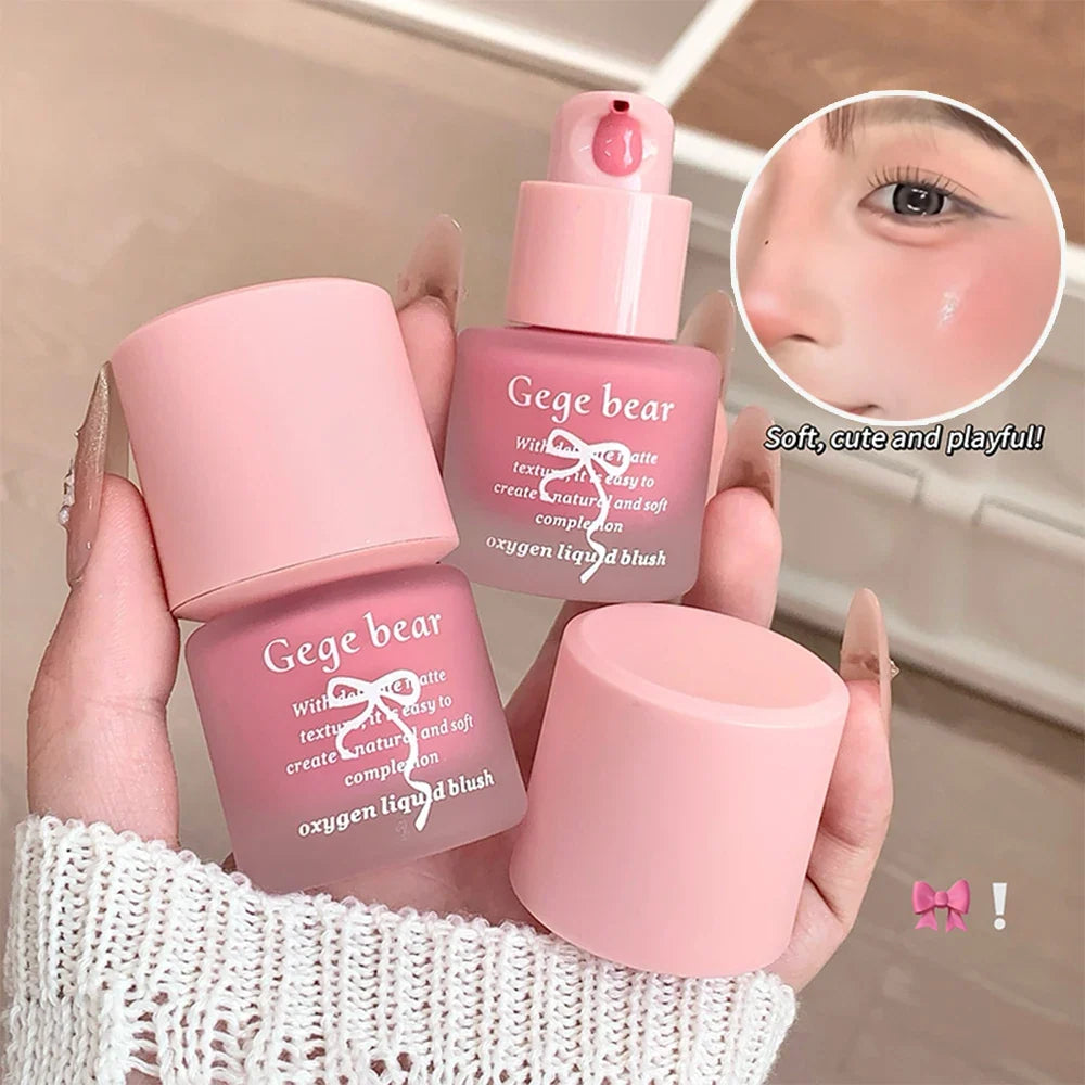 Blushimmer Gege Bear Light Blush liquid moisturizing blush with natural rouge, brightening and whitening effects, in a sleek compact.